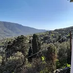 Summerandros Skalario Strapouries