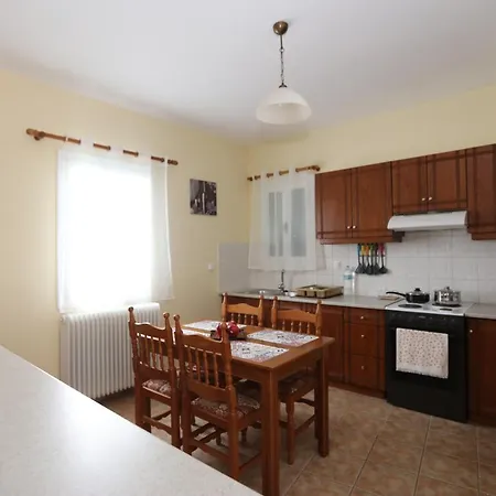 Summerandros Skalario Apartment Strapouries